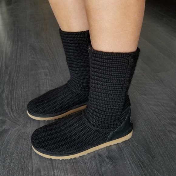 Black UGG Cardy Knit Short Boot Booties - Picture 2 of 10